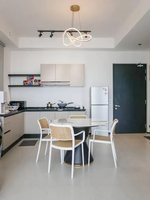 Modern 2 Bedroom Urban Suite By Uptrend Home Management Jelutong Apartment