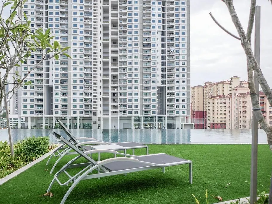Modern 2 Bedroom Urban Suite By Uptrend Home Management Jelutong Malaysia