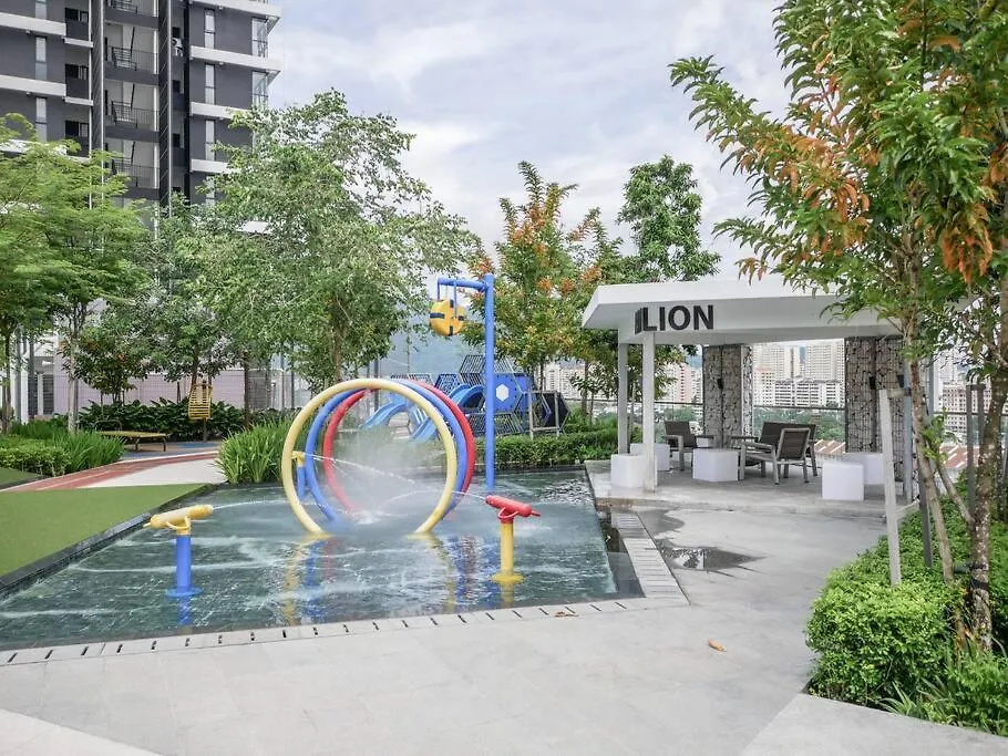 Apartment Modern 2 Bedroom Urban Suite By Uptrend Home Management Jelutong Malaysia