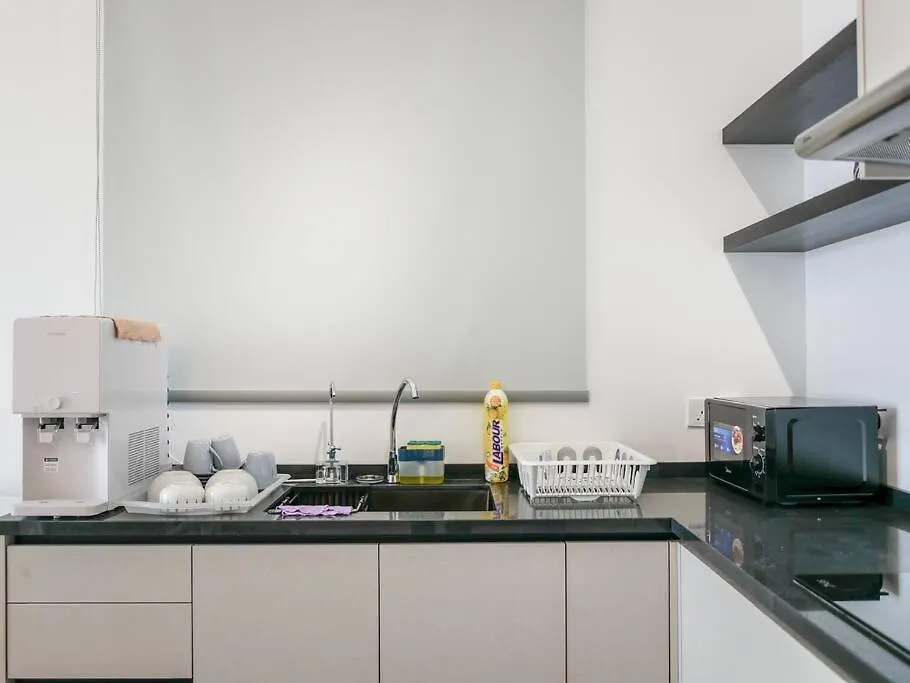 Apartment Modern 2 Bedroom Urban Suite By Uptrend Home Management Jelutong