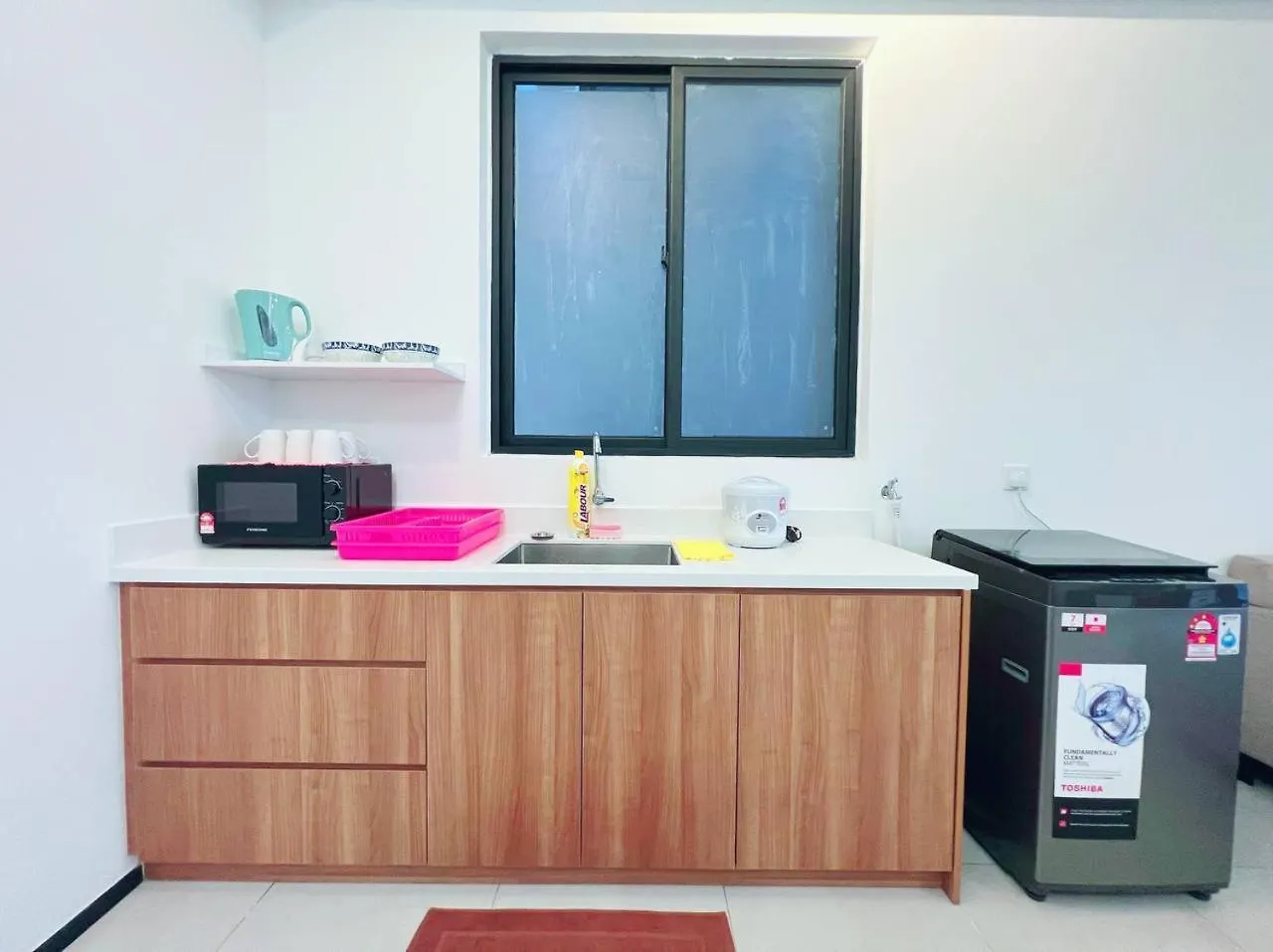 Modern 2 Bedroom Urban Suite By Uptrend Home Management Jelutong