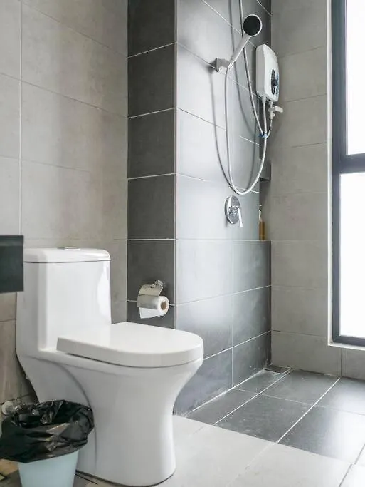Jelutong Modern 2 Bedroom Urban Suite By Uptrend Home Management 0*,